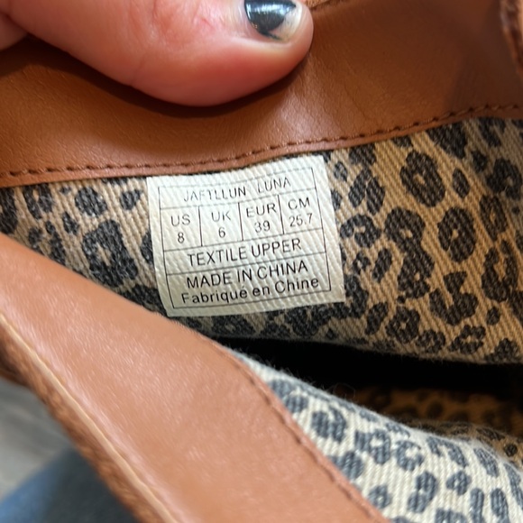 Billabong heels - Picture 3 of 6